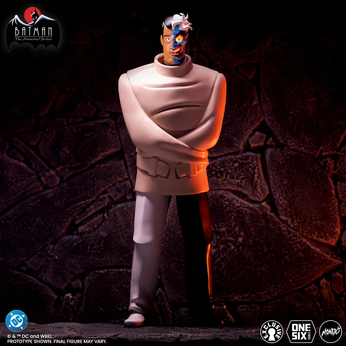 Batman: The Animated Series - Two-Face 1/6 Scale Figure - Limited Edition - Image 16