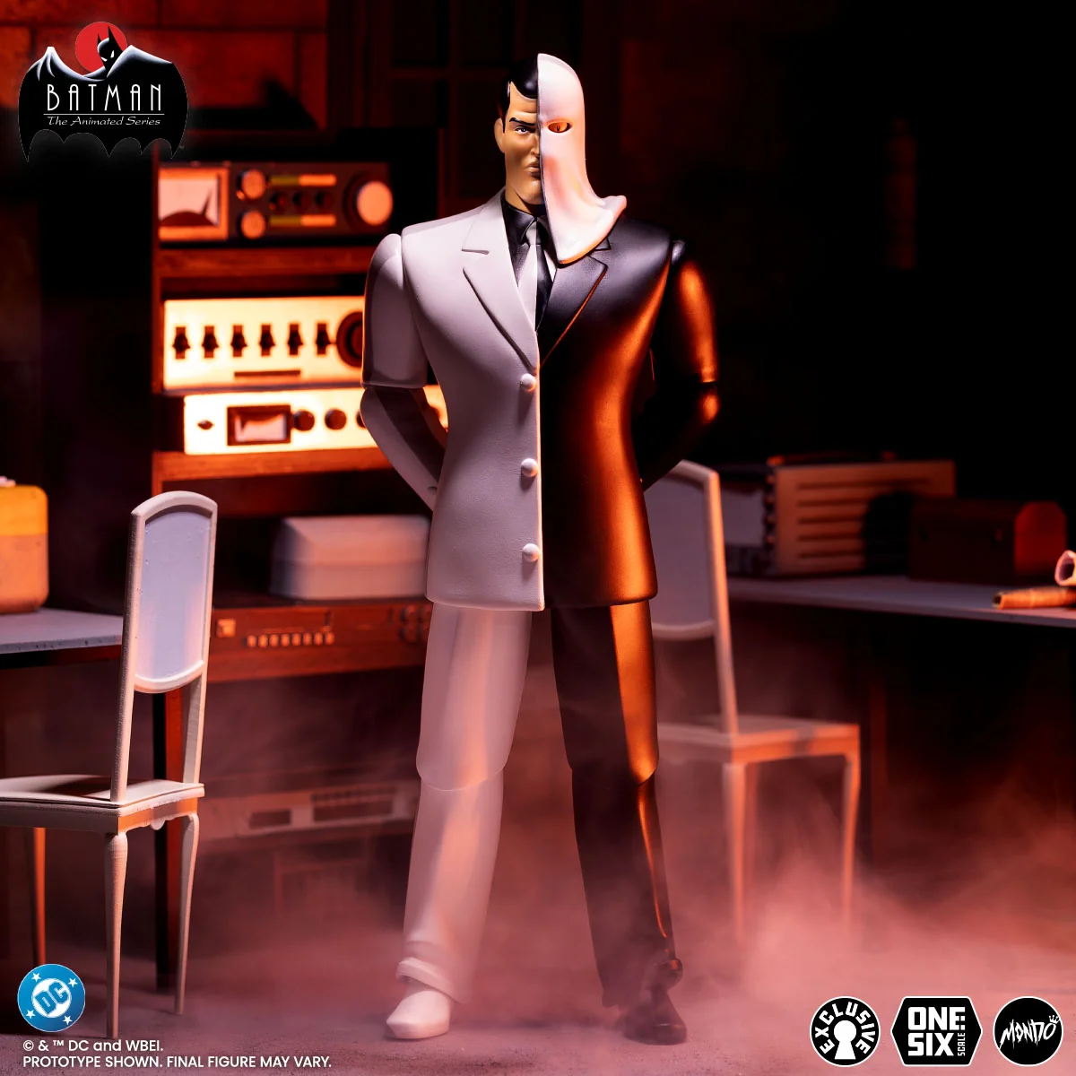 Batman: The Animated Series - Two-Face 1/6 Scale Figure - Limited Edition - Image 19