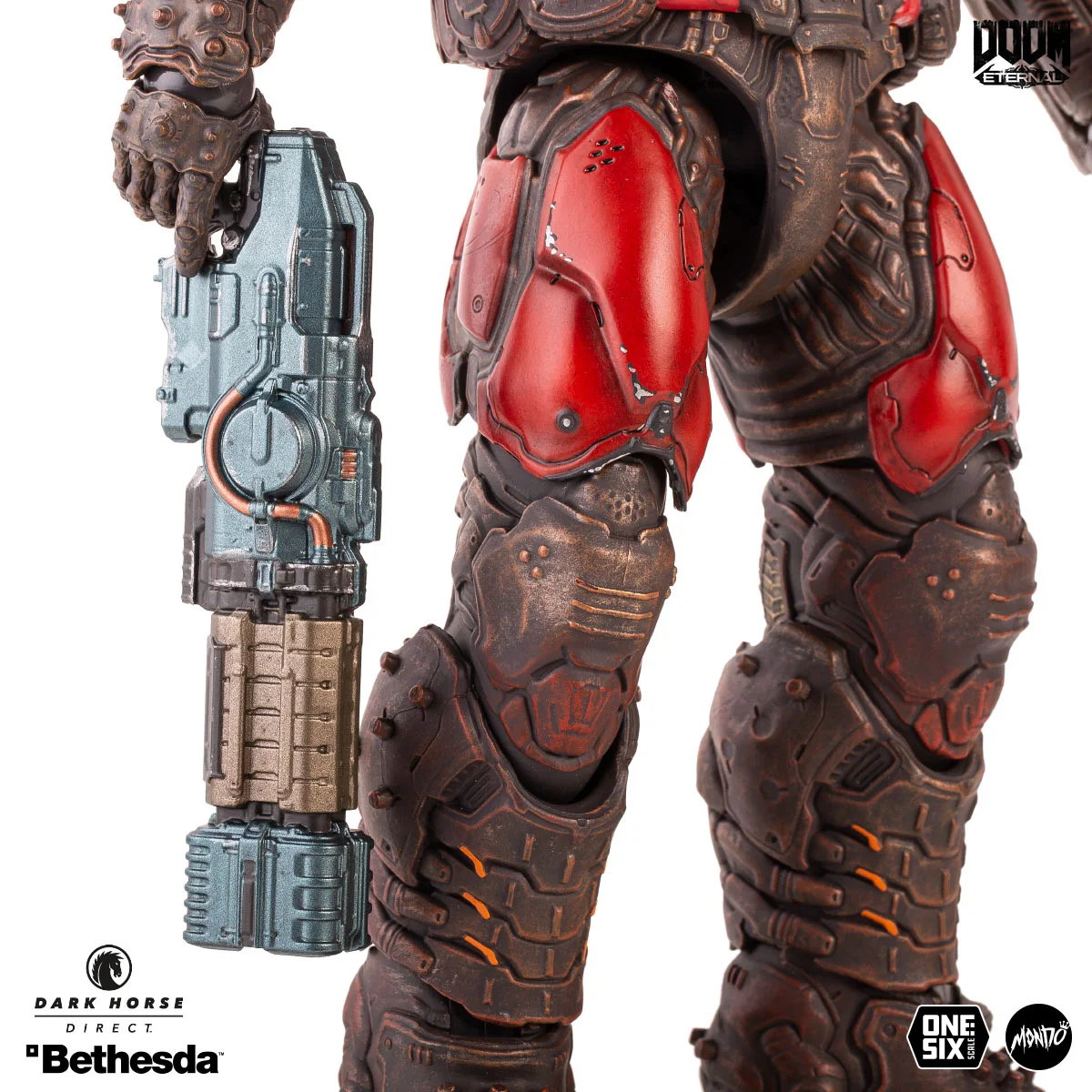 DOOM Eternal - Doom Slayer ⅙ Scale Action Figure Mondo Crimson Variant - Image 14