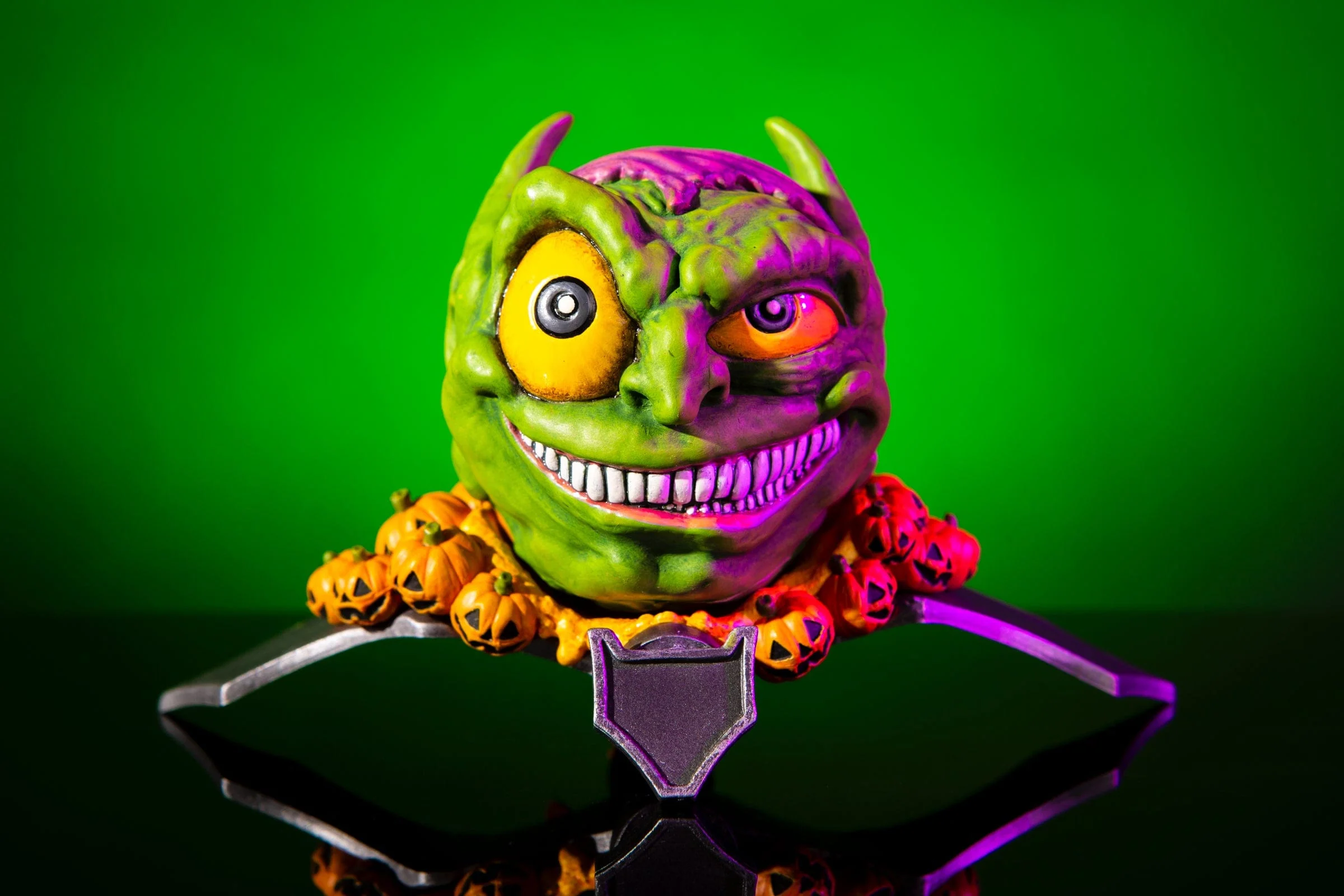 Spider-Man – Green Goblin Mondoid Vinyl Figure - Image 15
