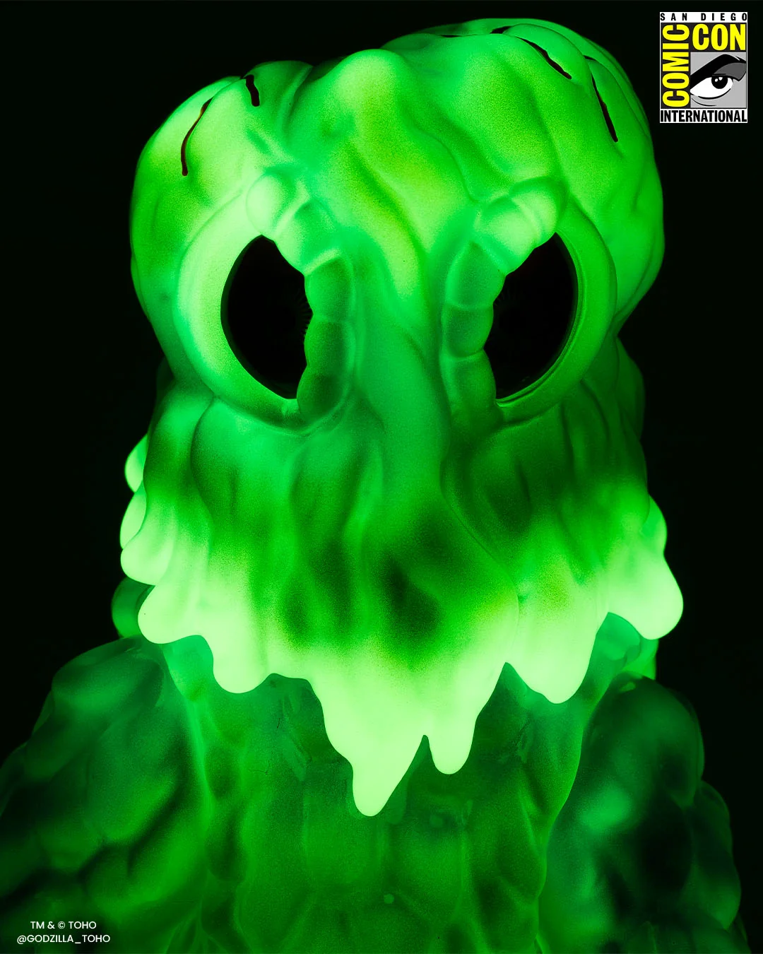 Hedorah Soft Vinyl Figure - Pollution Glow in the Dark Variant - Image 15