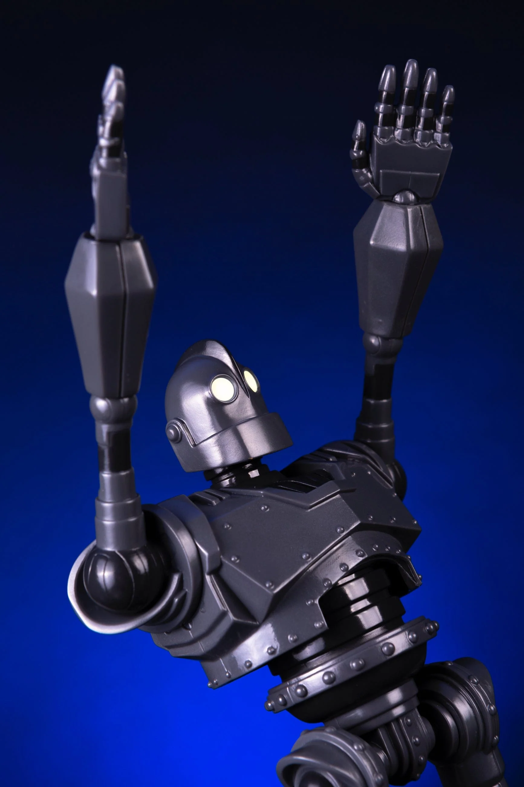 Iron Giant Soft Vinyl Figure (Mondo Exclusive) - Image 13