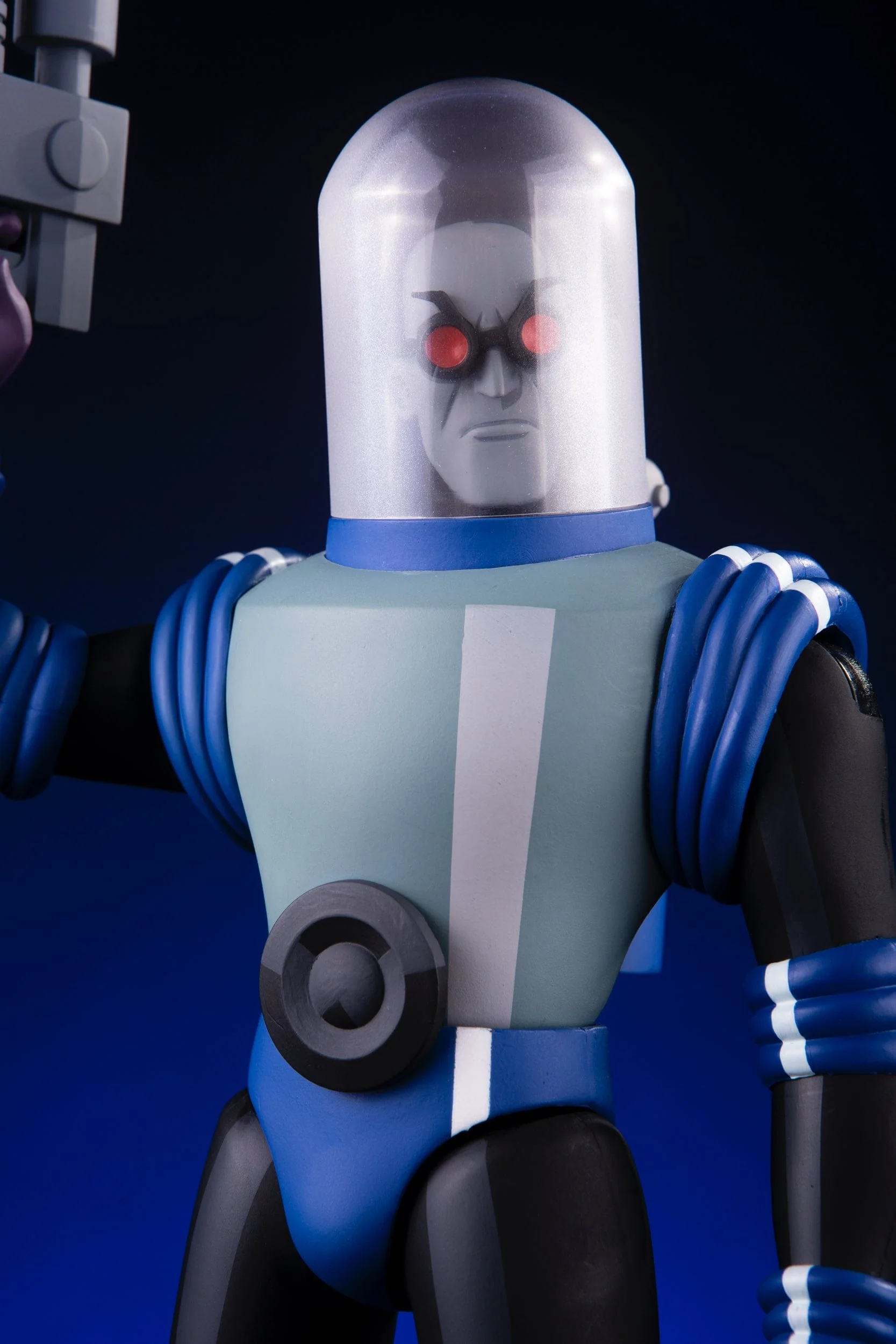 Batman: The Animated Series - Mr. Freeze 1/6 Scale Figure Exclusive - Image 45