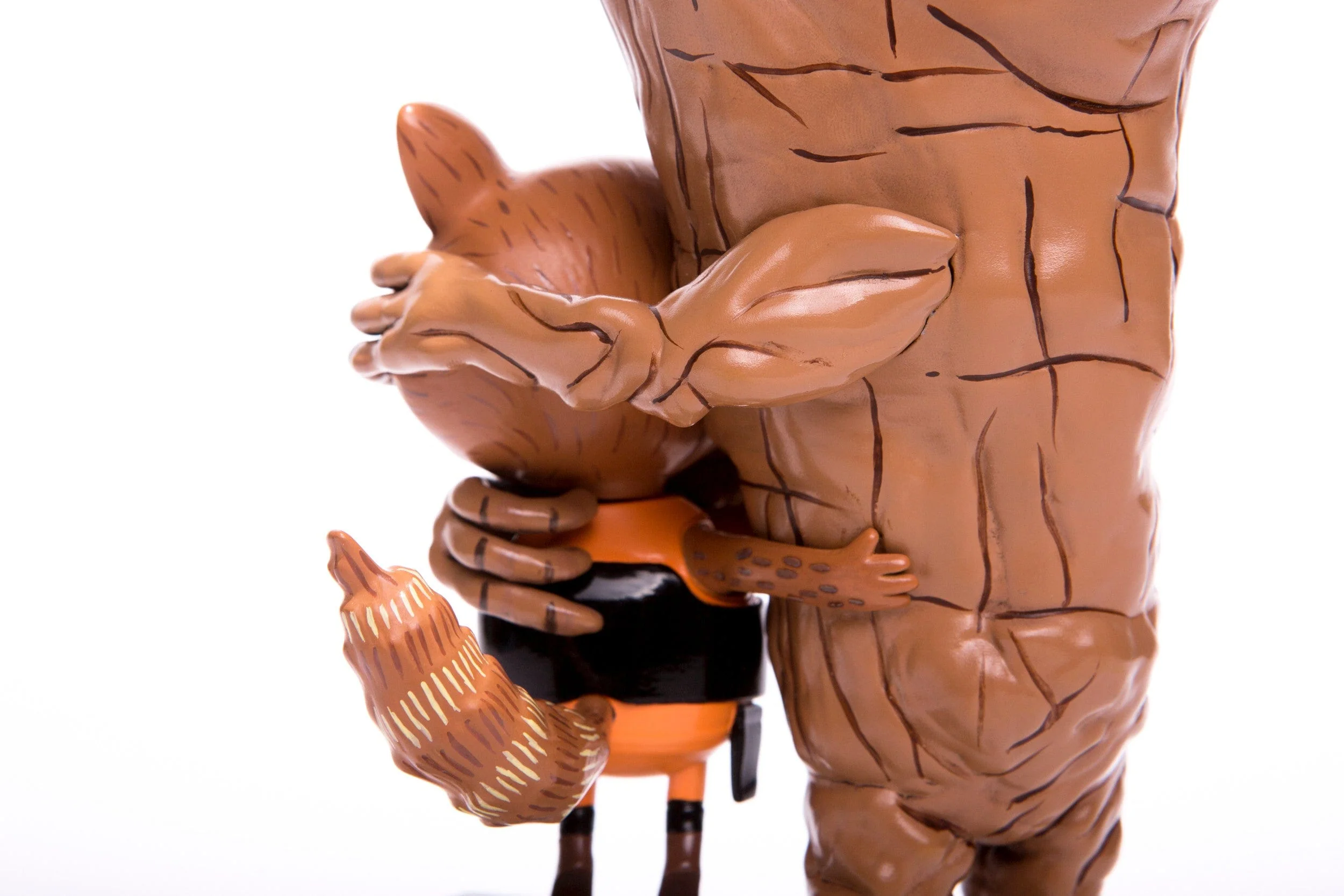 Rocket & Groot: Treehugger Vinyl Figure Exclusive - Image 4